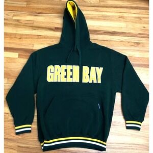 Renegade Hoodie Men's‎ M Green Bay Packer American Football Team Graphic